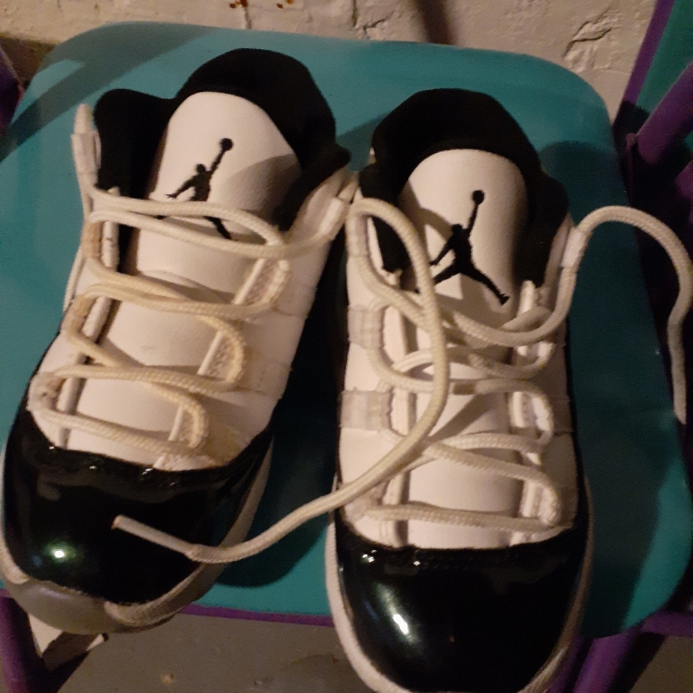 Jordan's - Picture 3 of 3